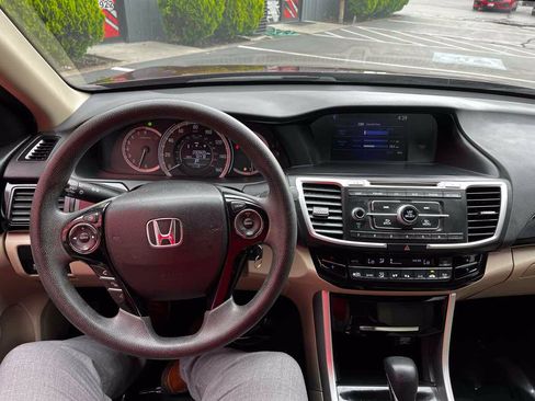 Used 2016 Honda Accord LX image 7