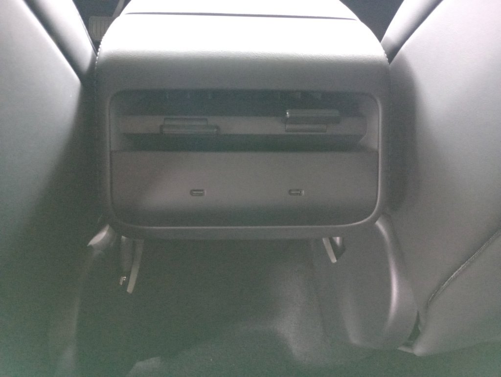 Used 2026 Tesla Model Y Long Range RWD image 26