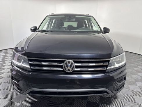 Used 2018 Volkswagen Tiguan image 11