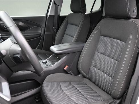 Used 2023 GMC Terrain SLE w/ Driver Convenience Package AWD/4WD image 17