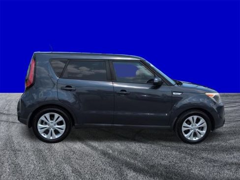 Used 2016 Kia Soul + FWD image 3