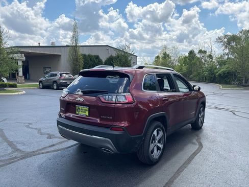 Used 2021 Jeep Cherokee Limited w/ Mopar Interior Package AWD/4WD image 7