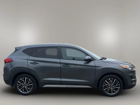 Used 2019 Hyundai Tucson SEL image 2