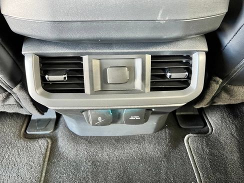 Used 2025 Ford F150 Lariat AWD/4WD image 25