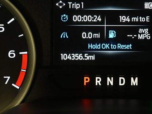 Used 2022 Ford F250 XLT w/ Black Appearance Package AWD/4WD image 25