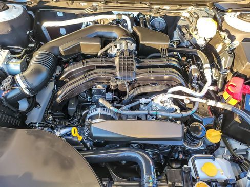 Certified 2025 Subaru Outback Limited image 22