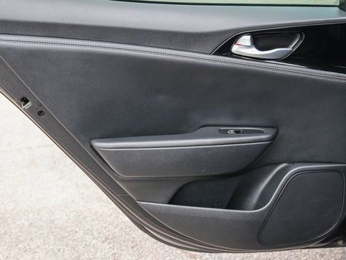 Used 2021 Kia Stinger GT-Line image 12