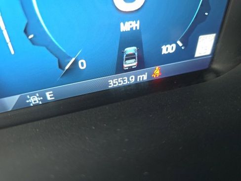 Certified 2025 Ford F250 Platinum image 16