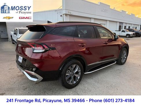 Used 2025 Kia Sportage SX image 6