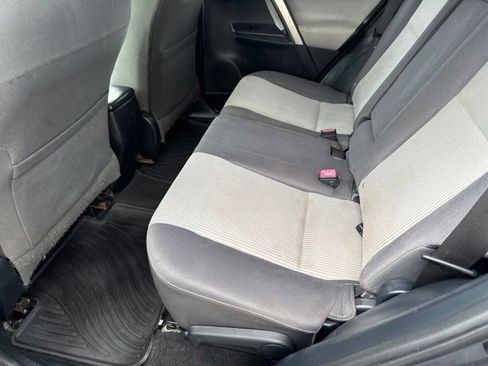 Used 2014 Toyota RAV4 XLE AWD/4WD image 12
