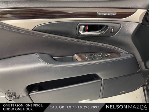 Used 2014 Lexus LS 460 AWD image 20