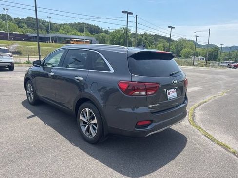 Used 2019 Kia Sorento EX FWD image 5