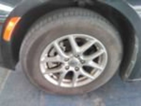 Used 2022 Chrysler Pacifica Touring-L FWD image 8