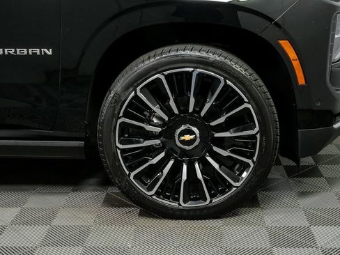 New 2026 Chevrolet Suburban High Country image 41