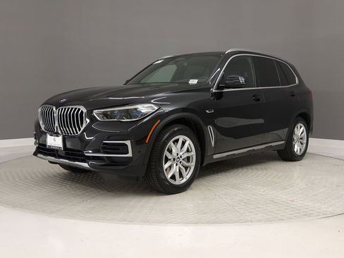Certified 2023 BMW X5 xDrive45e w/ Executive Package image 37
