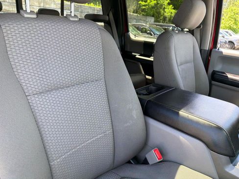 Used 2019 Ford F150 XLT w/ Equipment Group 302A Luxury AWD/4WD image 14