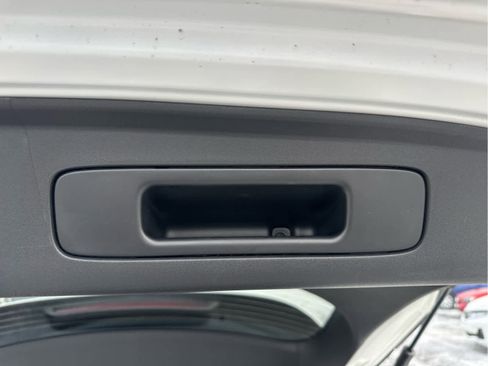 New 2026 Honda HR-V LX image 42