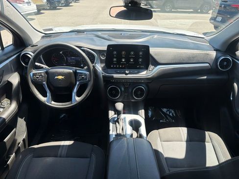 Used 2023 Chevrolet Blazer LT AWD/4WD image 21