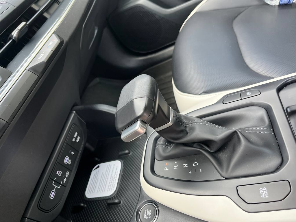 Used 2026 Kia K4 GT-Line w/ GT-Line Sunroof Package FWD image 25