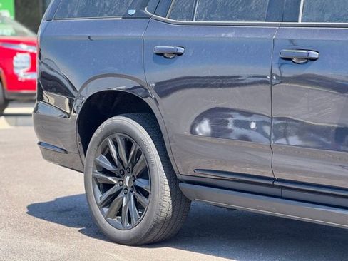 Used 2023 Cadillac Escalade Sport AWD/4WD image 5