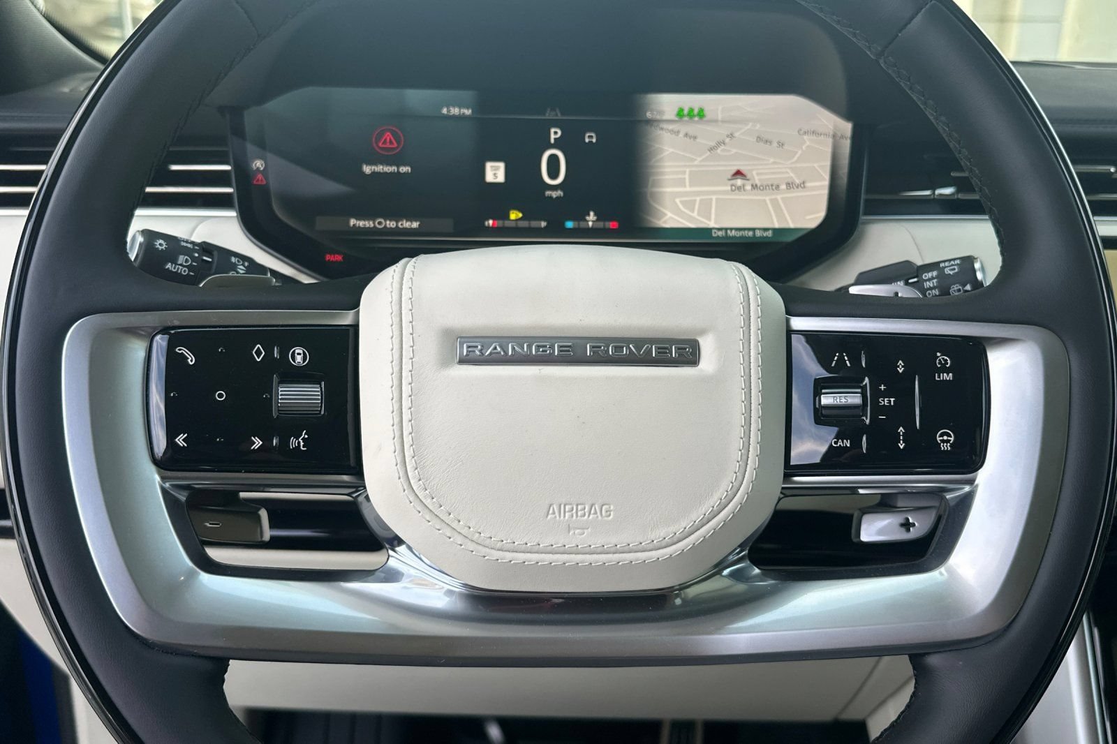 New 2026 Land Rover Range Rover SE AWD/4WD image 25