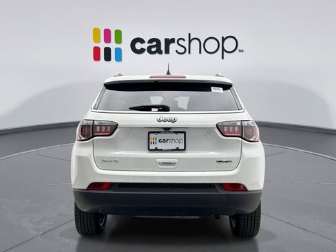 Used 2022 Jeep Compass Latitude AWD/4WD image 4
