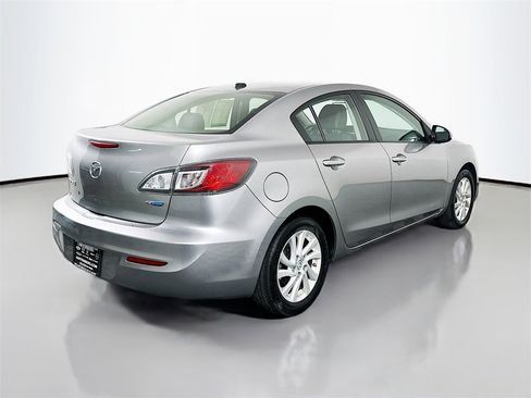 Used 2012 MAZDA MAZDA3 i Grand Touring w/ Tech Pkg image 7