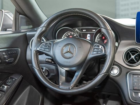 Used 2018 Mercedes-Benz CLA 250 4MATIC image 19