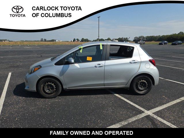 Used 2017 Toyota Yaris L FWD image 1