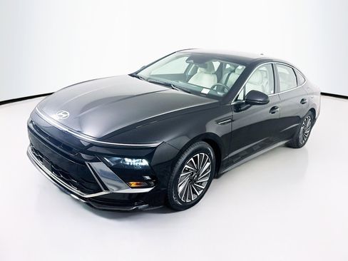 Used 2025 Hyundai Sonata SEL image 3