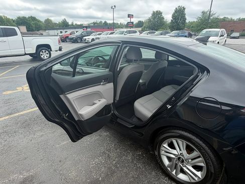 Used 2020 Hyundai Elantra Value Edition FWD image 26