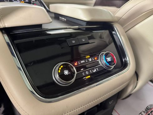 Used 2019 Lincoln Navigator Reserve w/ Cargo Package AWD/4WD image 40
