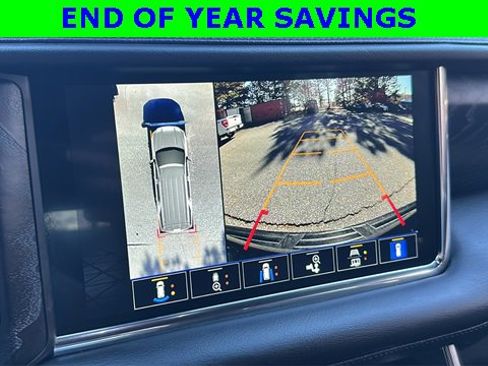 Used 2022 GMC Yukon XL Denali image 31