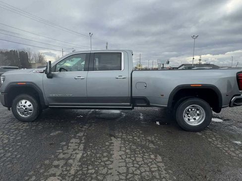 New 2026 GMC Sierra 3500 Denali w/ Denali Reserve Package AWD/4WD image 5