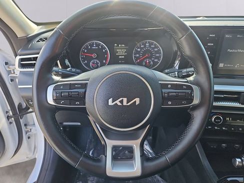 Used 2022 Kia K5 LXS image 24