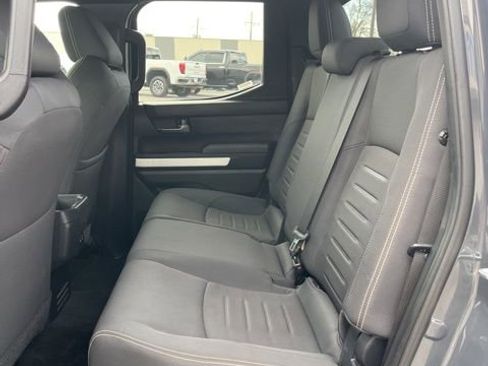 Used 2024 Toyota Tacoma TRD Off-Road image 32