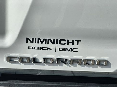 Used 2024 Chevrolet Colorado Z71 w/ Z71 Convenience Package 2 image 31