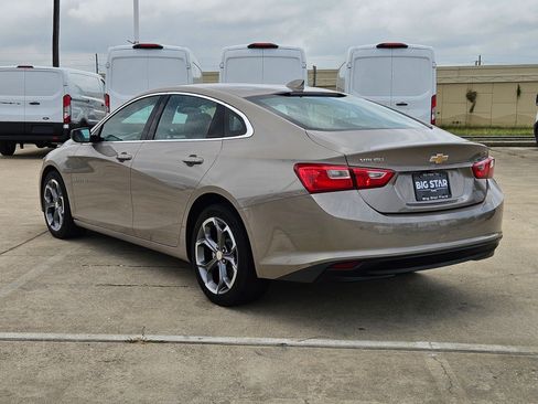Used 2024 Chevrolet Malibu LT FWD image 7