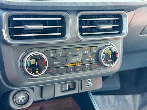 Used 2024 Ford Maverick Lariat image 16