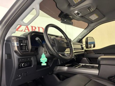 Used 2023 Ford F350 Lariat AWD/4WD image 12