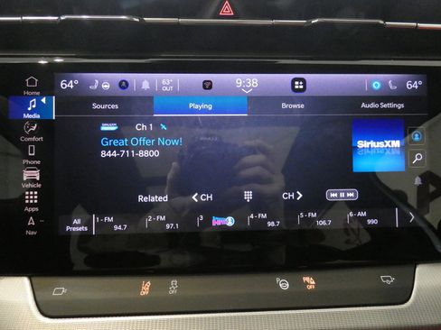 Used 2024 Jeep Wagoneer Launch Edition image 12