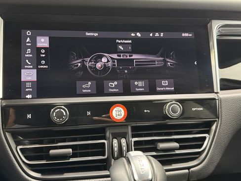 Certified 2026 Porsche Macan Turbo AWD/4WD image 29