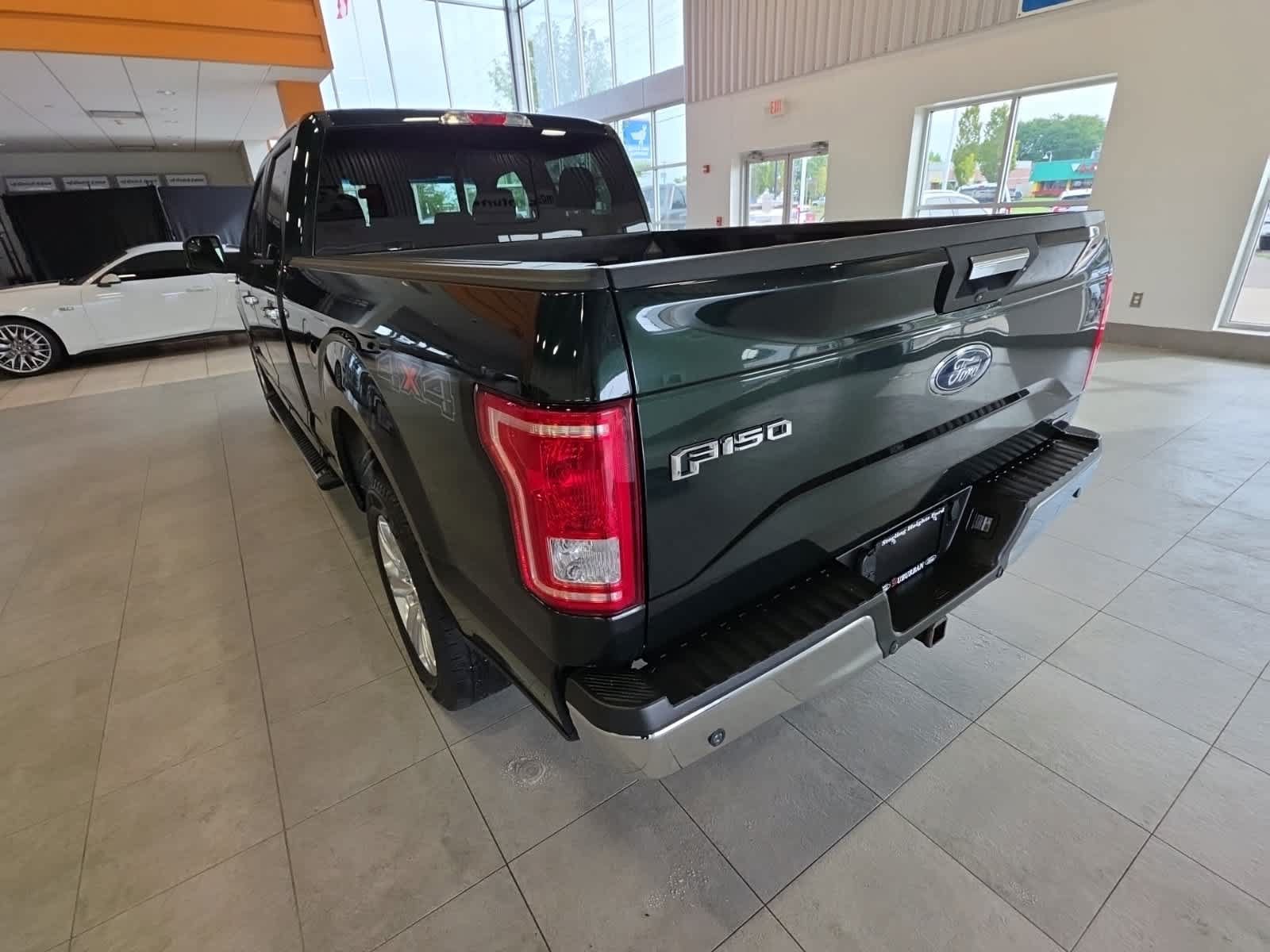 Used 2016 Ford F150 XLT w/ Equipment Group 302A Luxury AWD/4WD image 11