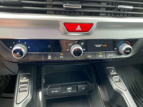 Used 2021 Kia Telluride S FWD image 21
