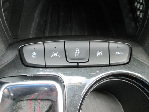 Used 2024 Chevrolet TrailBlazer RS w/ Driver Confidence Package AWD/4WD image 16