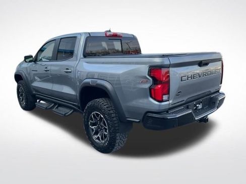 Certified 2023 Chevrolet Colorado ZR2 w/ ZR2 Convenience Package III AWD/4WD image 14
