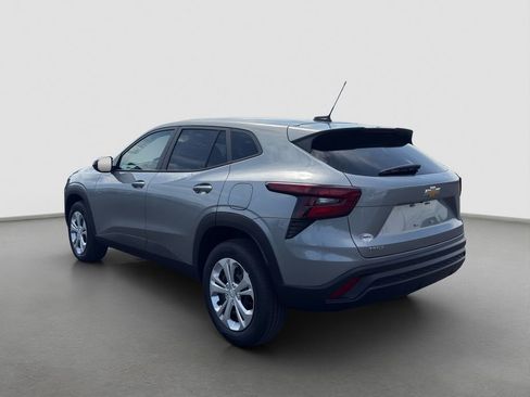 New 2026 Chevrolet Trax LS w/ Driver Confidence Package FWD image 4