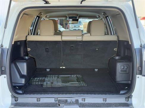 Used 2022 Toyota 4Runner SR5 image 32