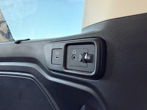 Used 2025 Honda Odyssey Touring image 43