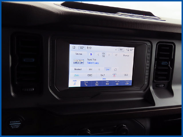 Used 2022 Ford Bronco Outer Banks AWD/4WD image 16